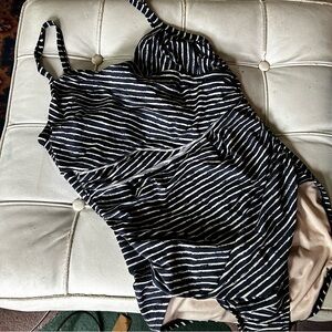 Merona navy Blue and White Striped swim suit sz large